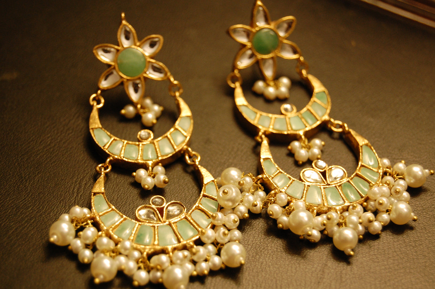 ELEGANT KUNDAN EARRINGS WITH MOTHER OF PEARL
