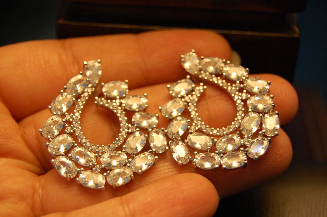 ZIRCON DREAM EARRINGS