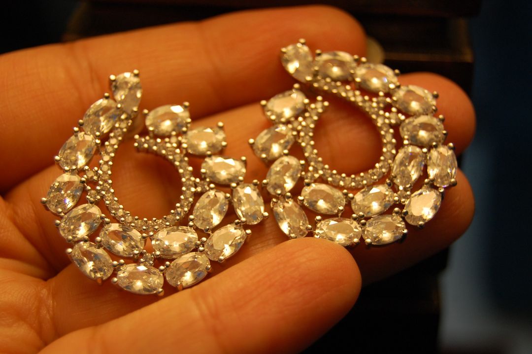 ZIRCON DREAM EARRINGS