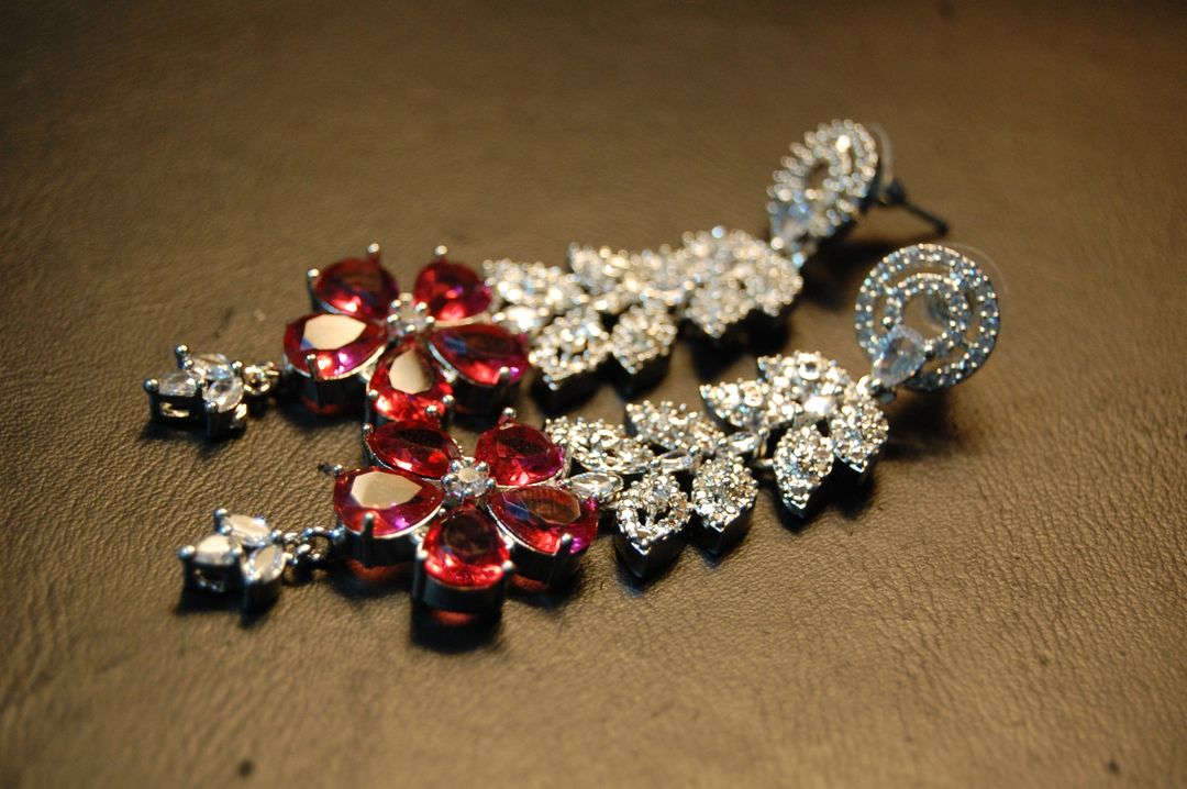 RED ZIRCON EARRINGS