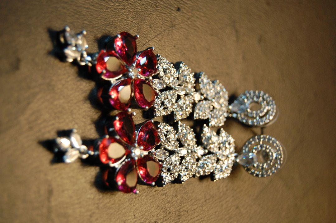 RED ZIRCON EARRINGS