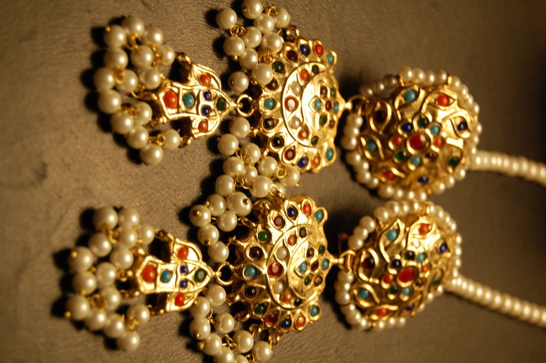 NAURATAN EARRINGS