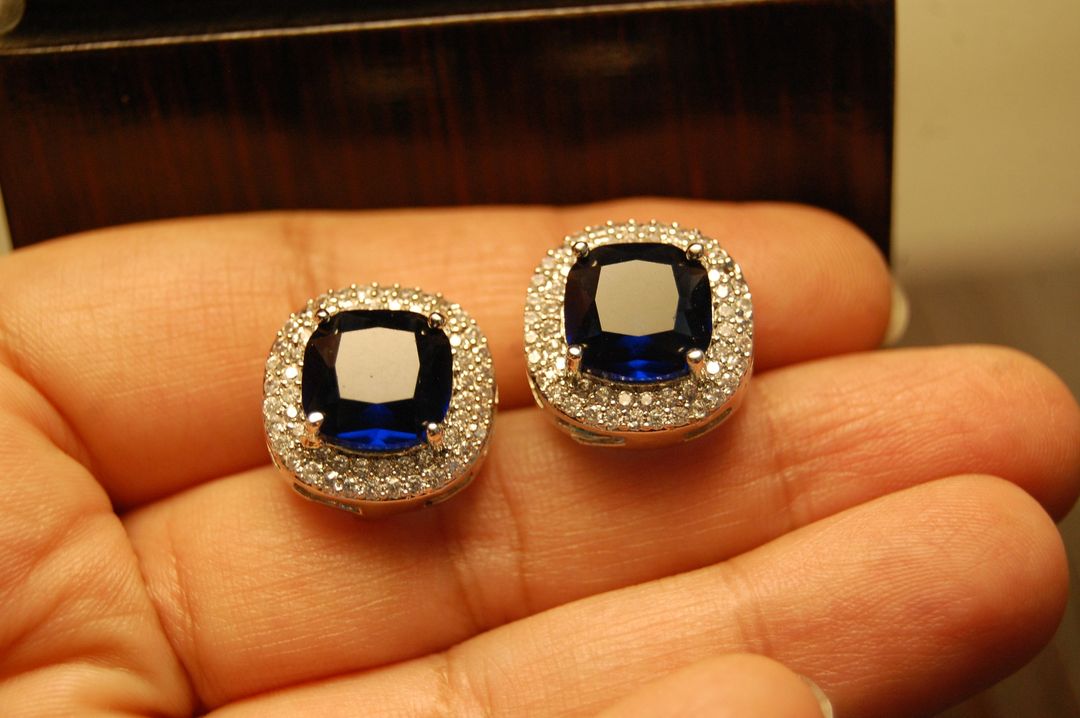 AMERICAN DIAMONDS & SAPPHIRE BLUE STUDS
