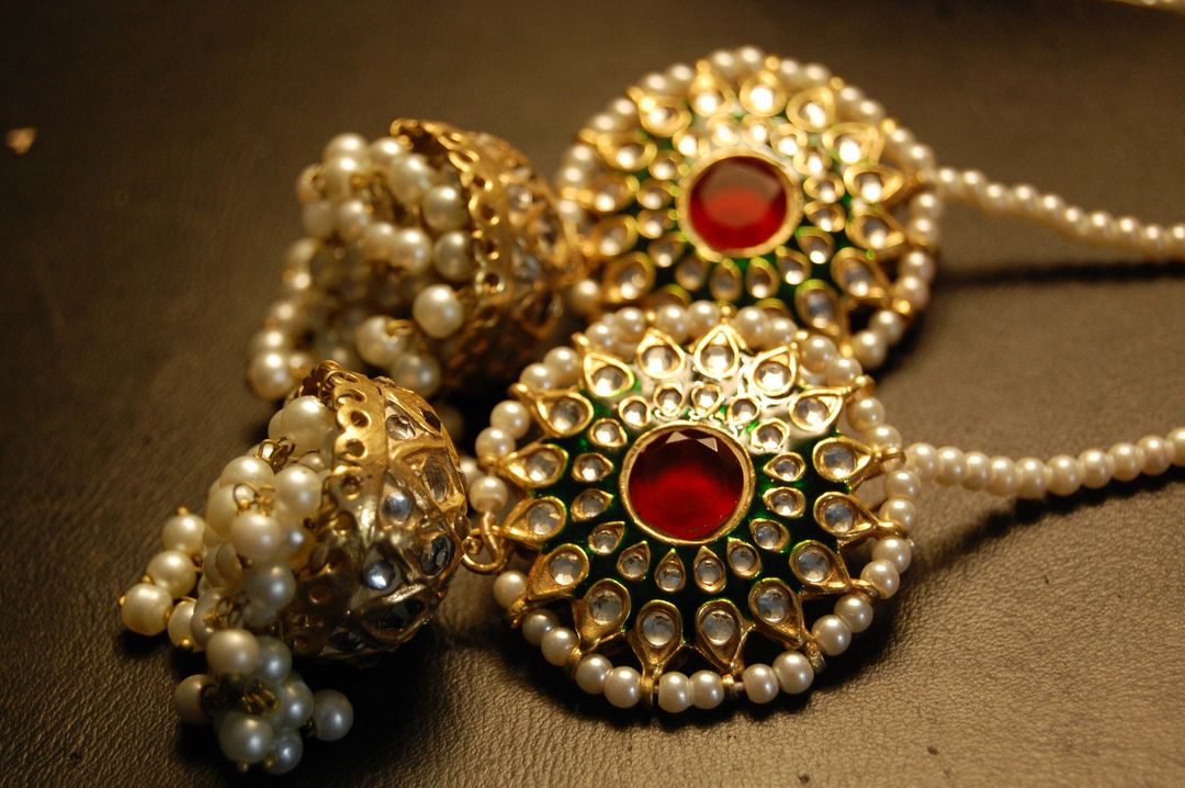 GREEN MEENA & RED KUNDAN JHUMKAS