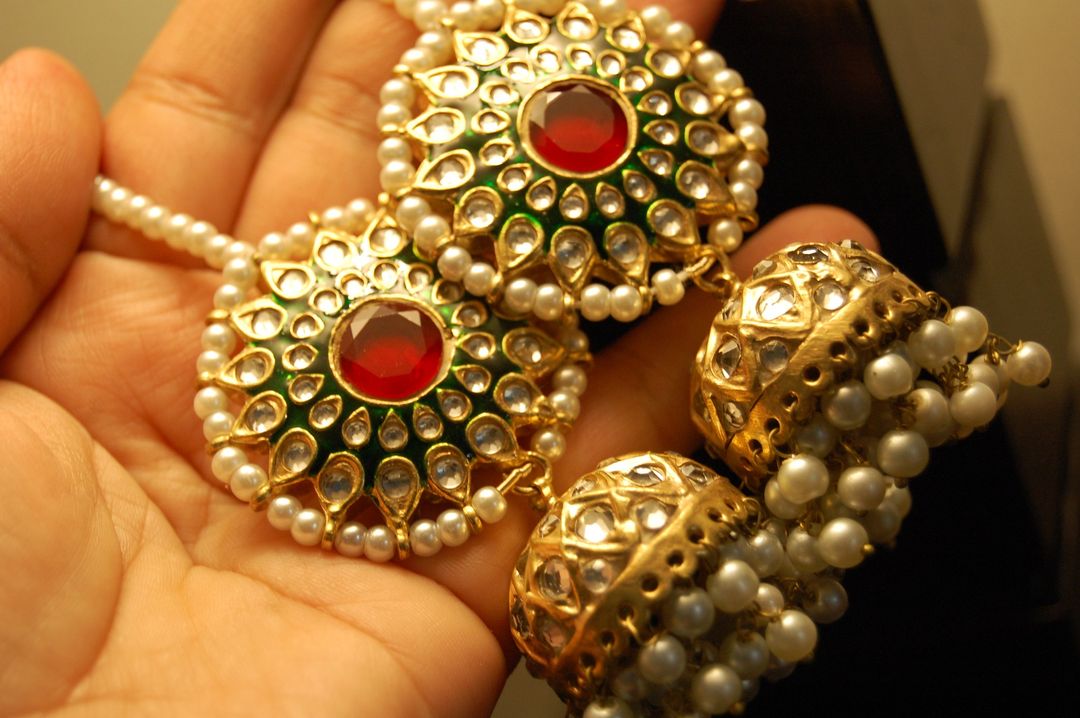 GREEN MEENA & RED KUNDAN JHUMKAS