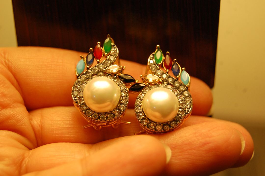 MULTI EARRINGS