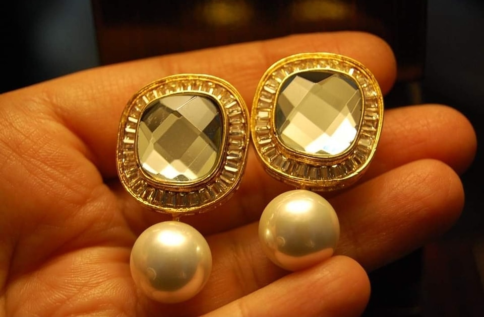 ZIRCON BLOCK EARRINGS