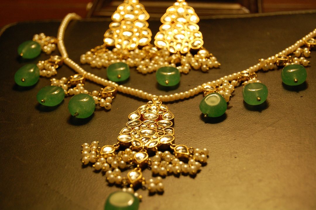 KUNDAN ,PEARLS & JADE GREEN SET