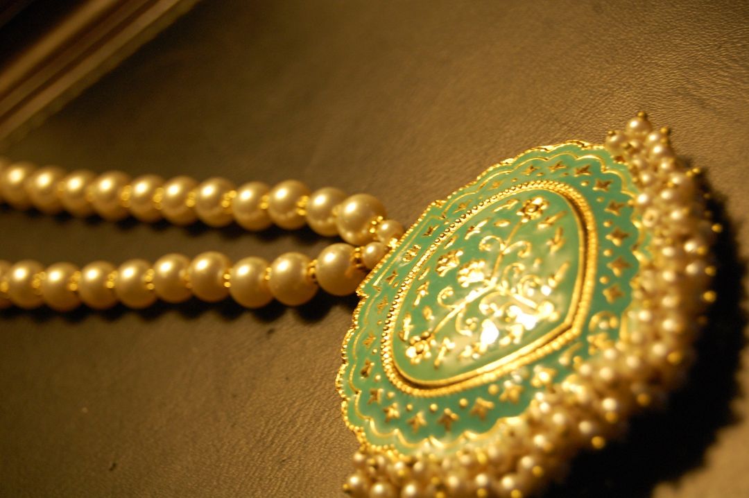 MEENA MALA