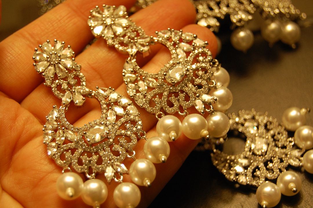 ZIRCON CHOKER SET
