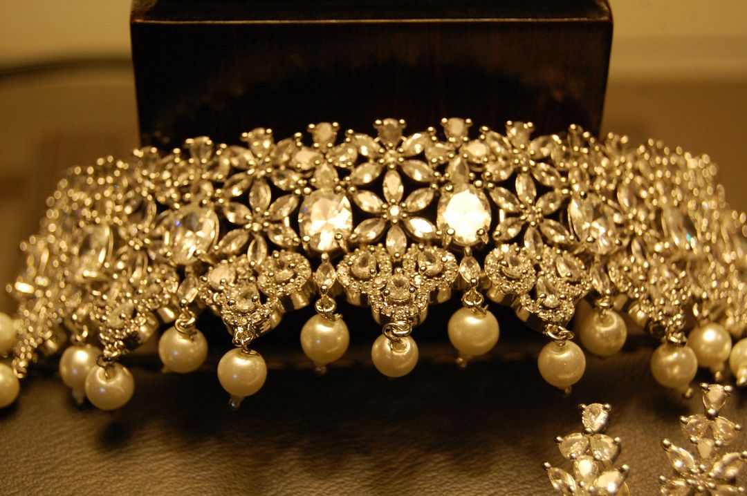 ZIRCON CHOKER SET