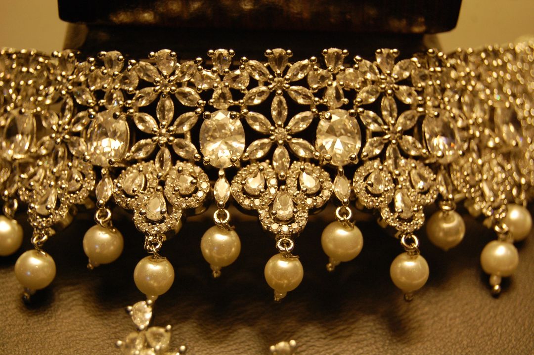 ZIRCON CHOKER SET