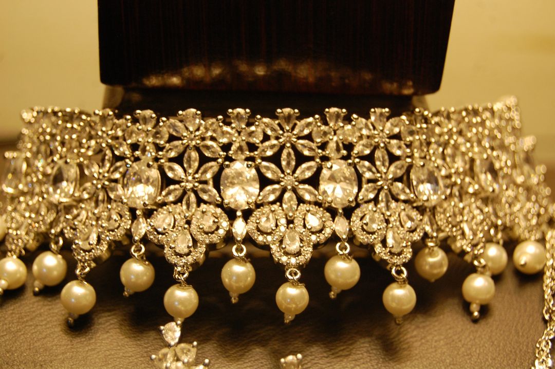 ZIRCON CHOKER SET