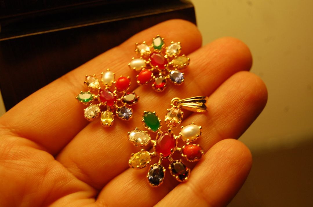 MULTI JEWELLED STERLING SILVER SET