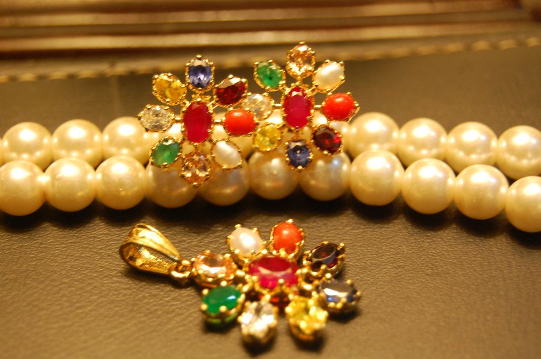 MULTI JEWELLED STERLING SILVER SET