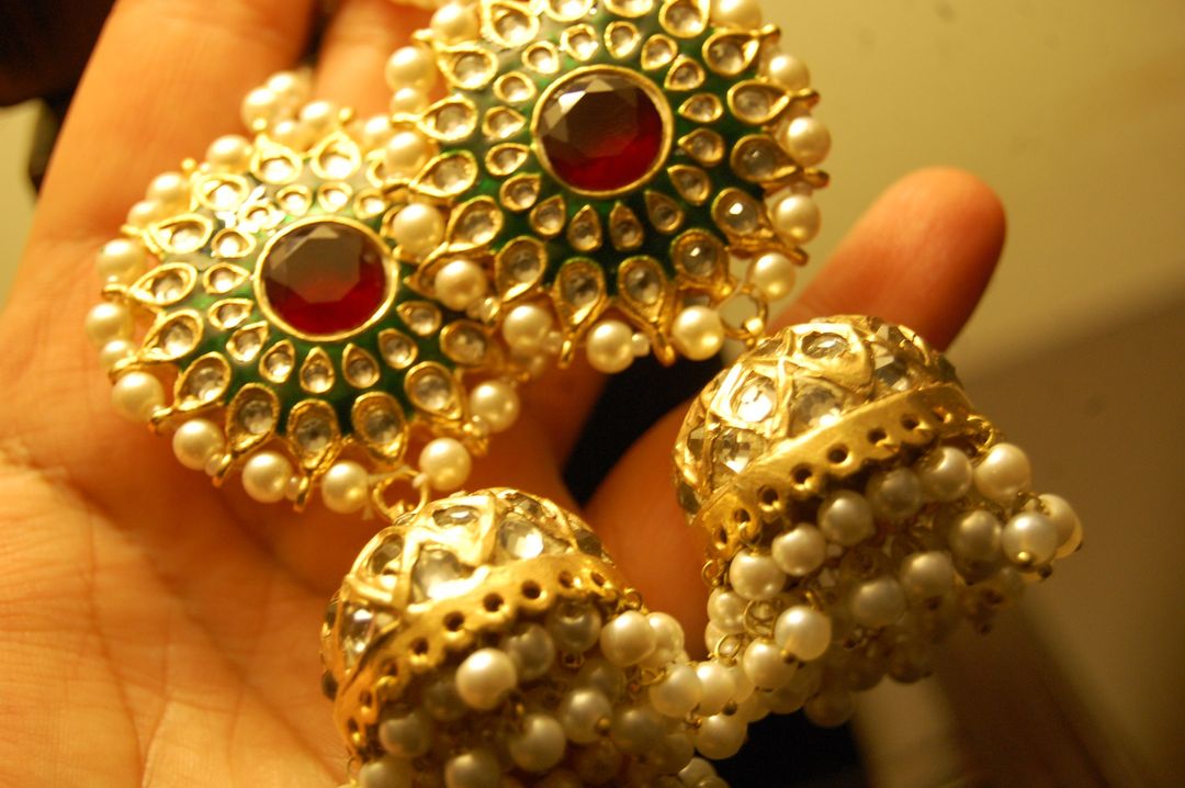 GREEN & RED MEENA & KUNDAN JHUMKAS