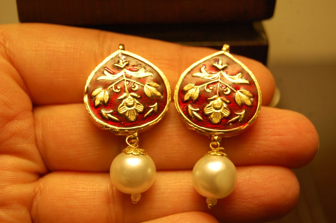 RED MEENA EARRINGS