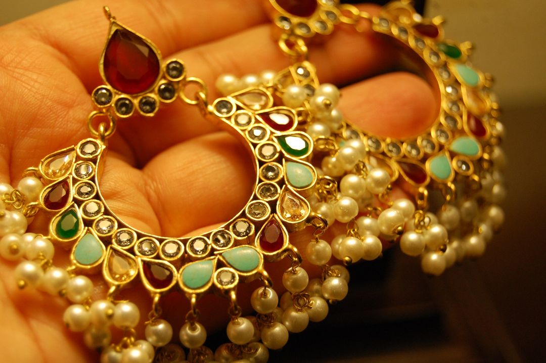 MULTI STONE & KUNDAN CHAAND BALAS