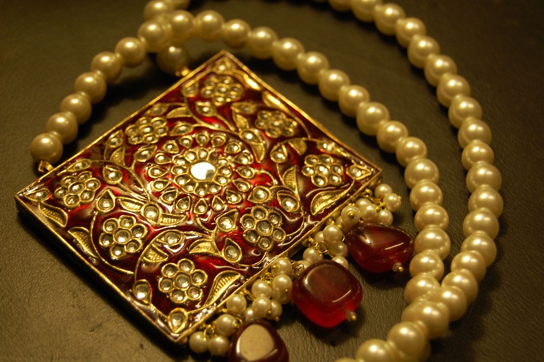 KUNDAN & RED MEENA SET