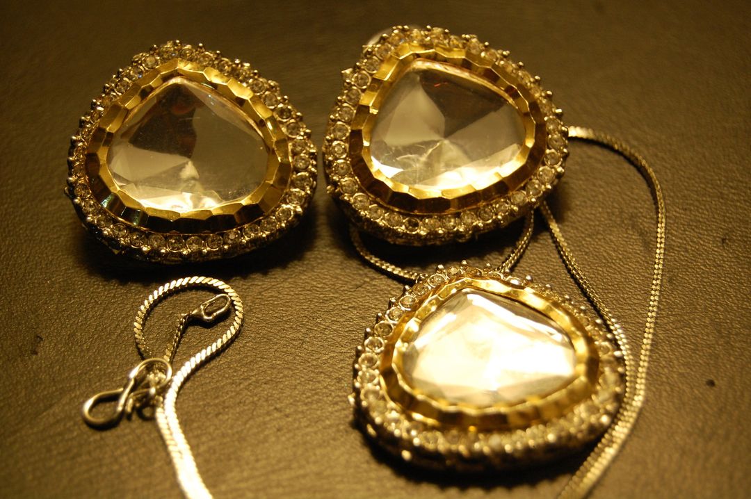 KUNDAN PENDANT SET
