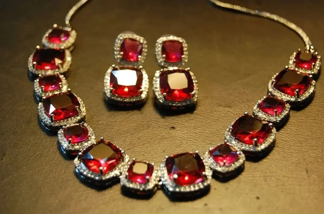 ELEGANT RED STONE & ZIRCON SET