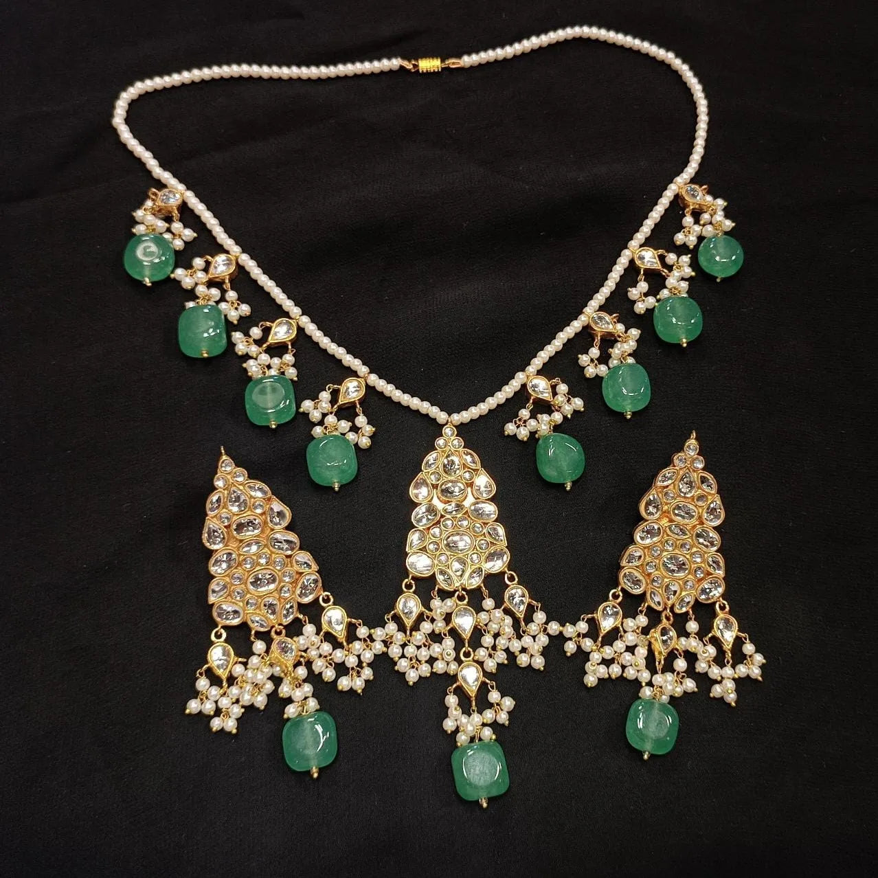 KUNDAN ,PEARLS & JADE GREEN SET