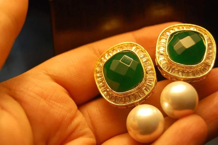 GREEN PEARL EARRINGS