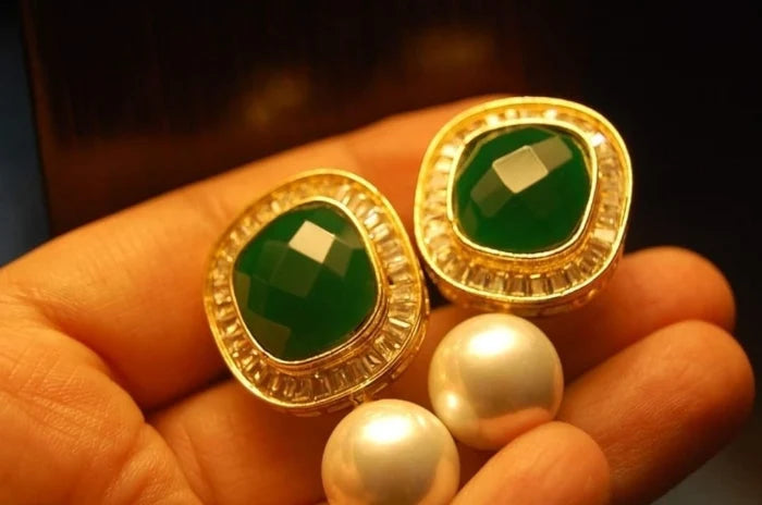 GREEN PEARL EARRINGS