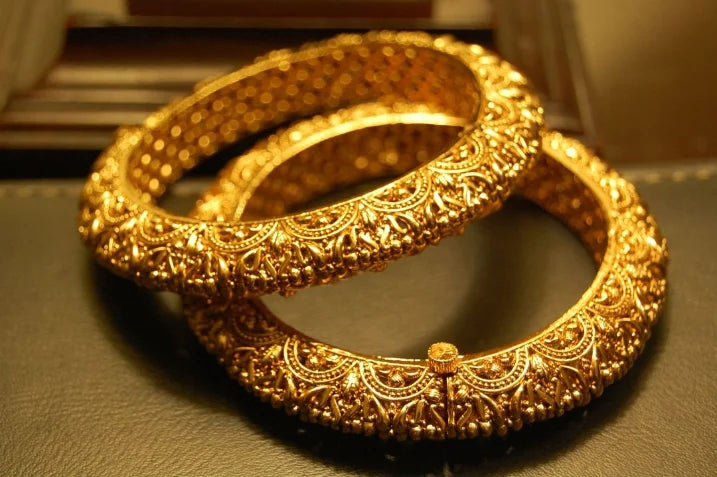 INDIAN GOLDEN KARAS