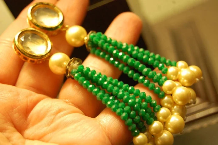 GREEN TUSSLE EARRING