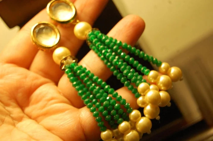 GREEN TUSSLE EARRING