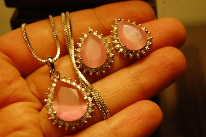 PINK & ZIRCON PENDANT SET