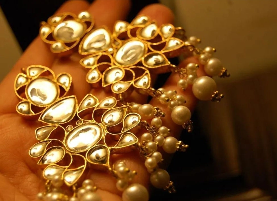 Kundan earnings
