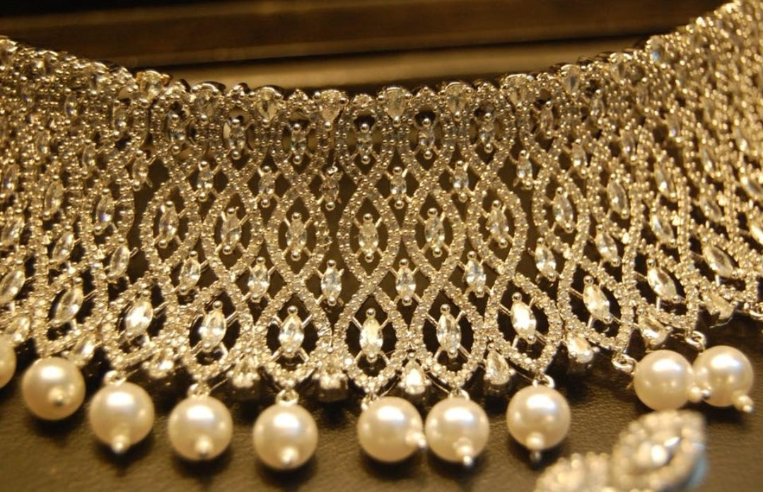 ZIRCON CHOKER SET