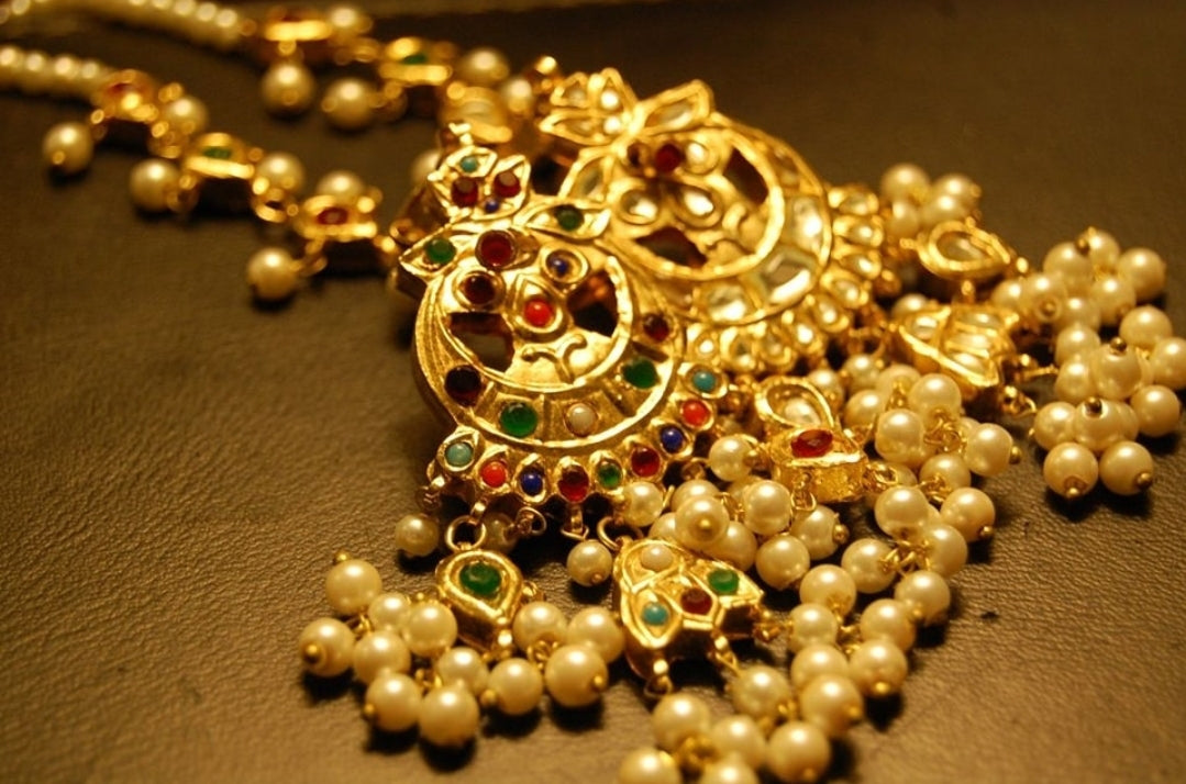 NAURATAN & KUNDAN DOUBLE SIDED EARRINGS