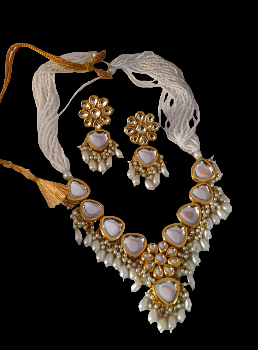 ELEGANT KUNDAN & PEARLS MALA SET