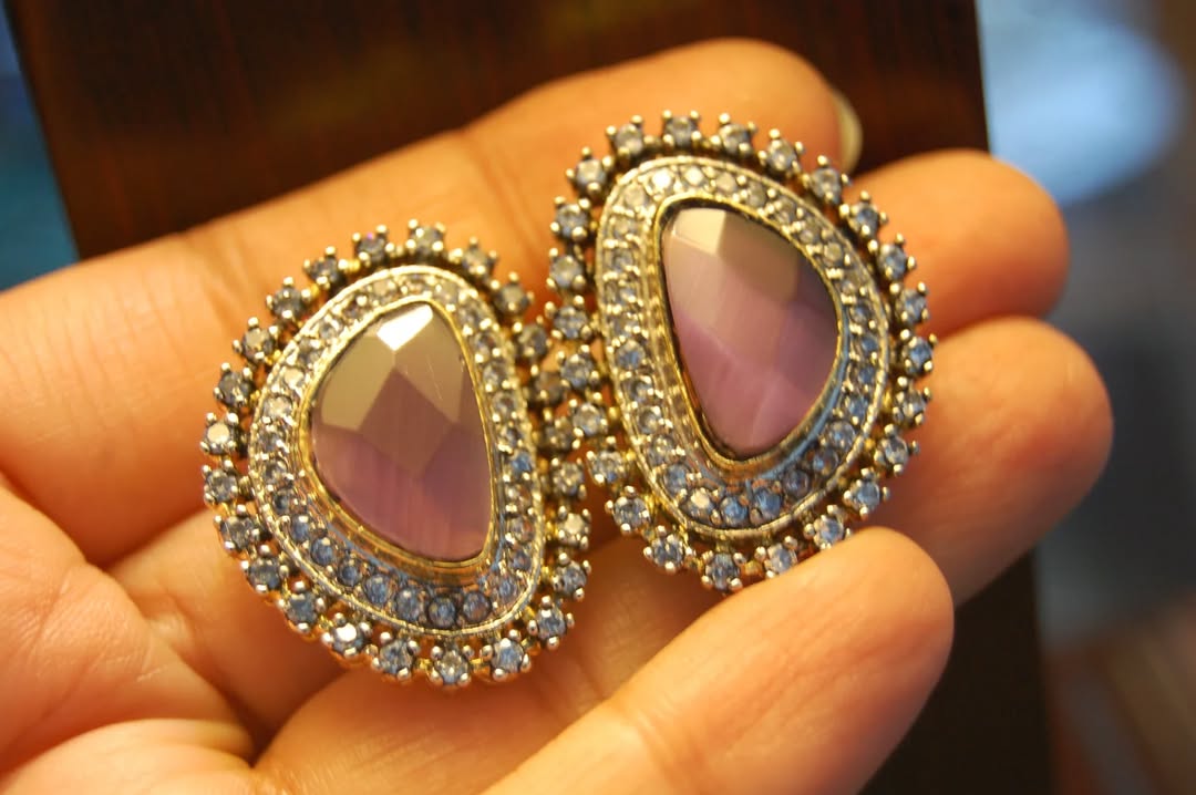 PURPLISH LILAC ZIRCON EARRINGS