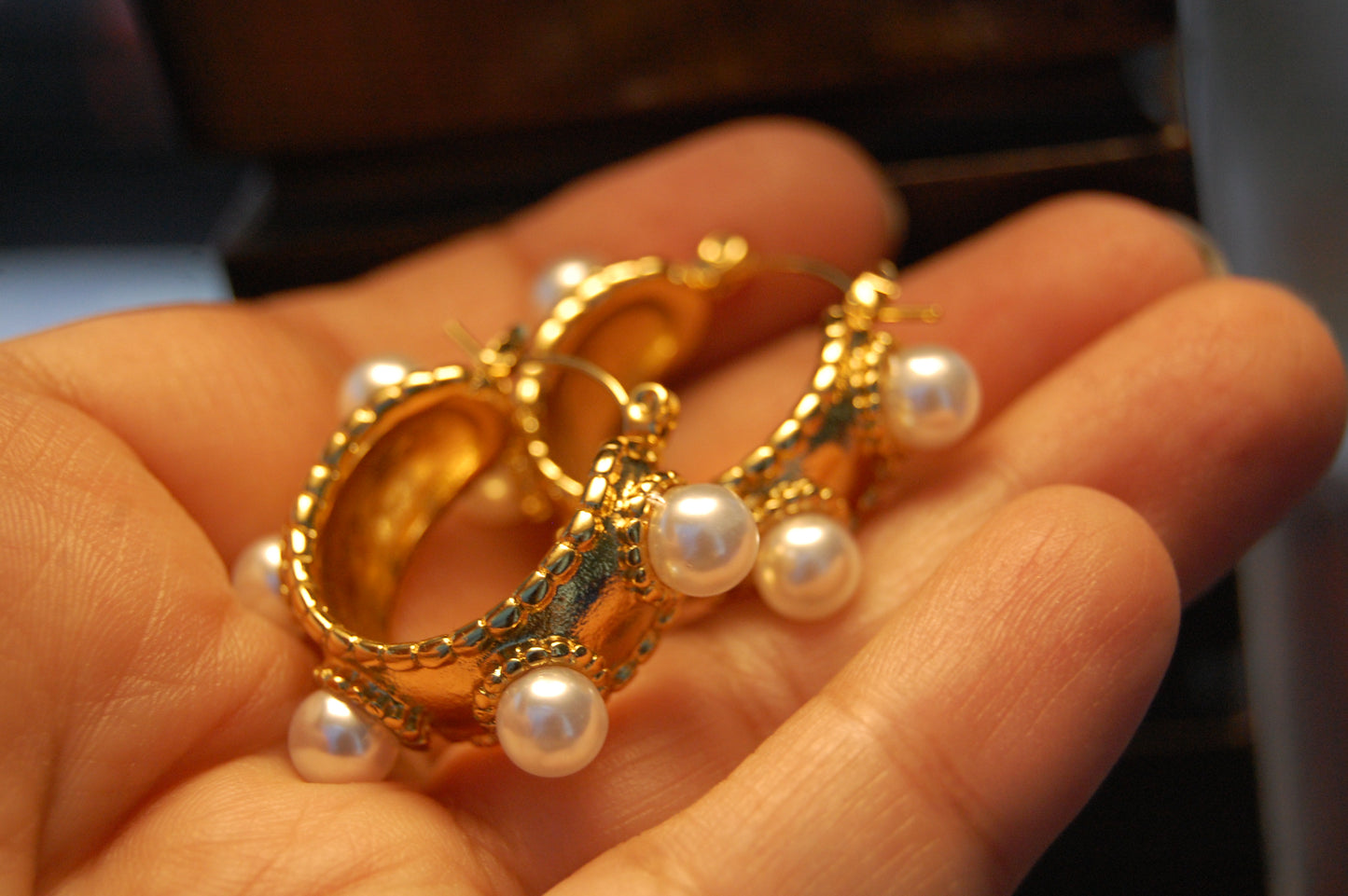 PEARL BALlS
