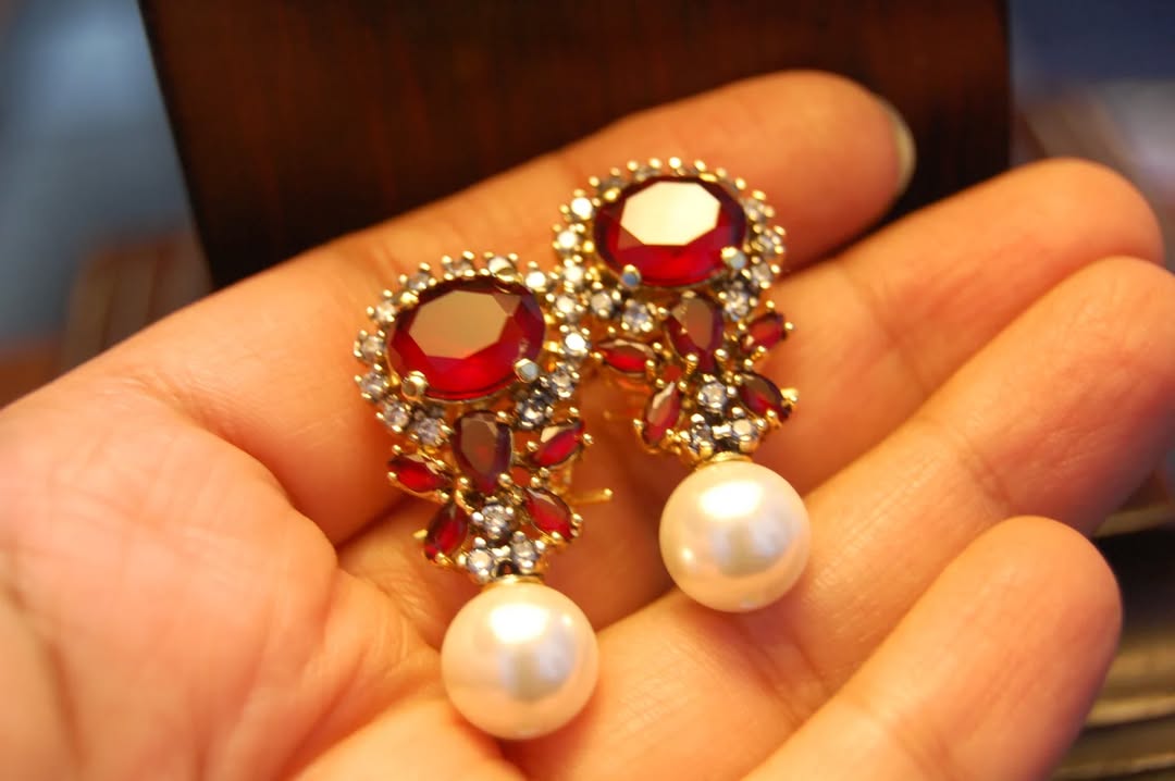 RUBY RED & PEARL EARRINGS