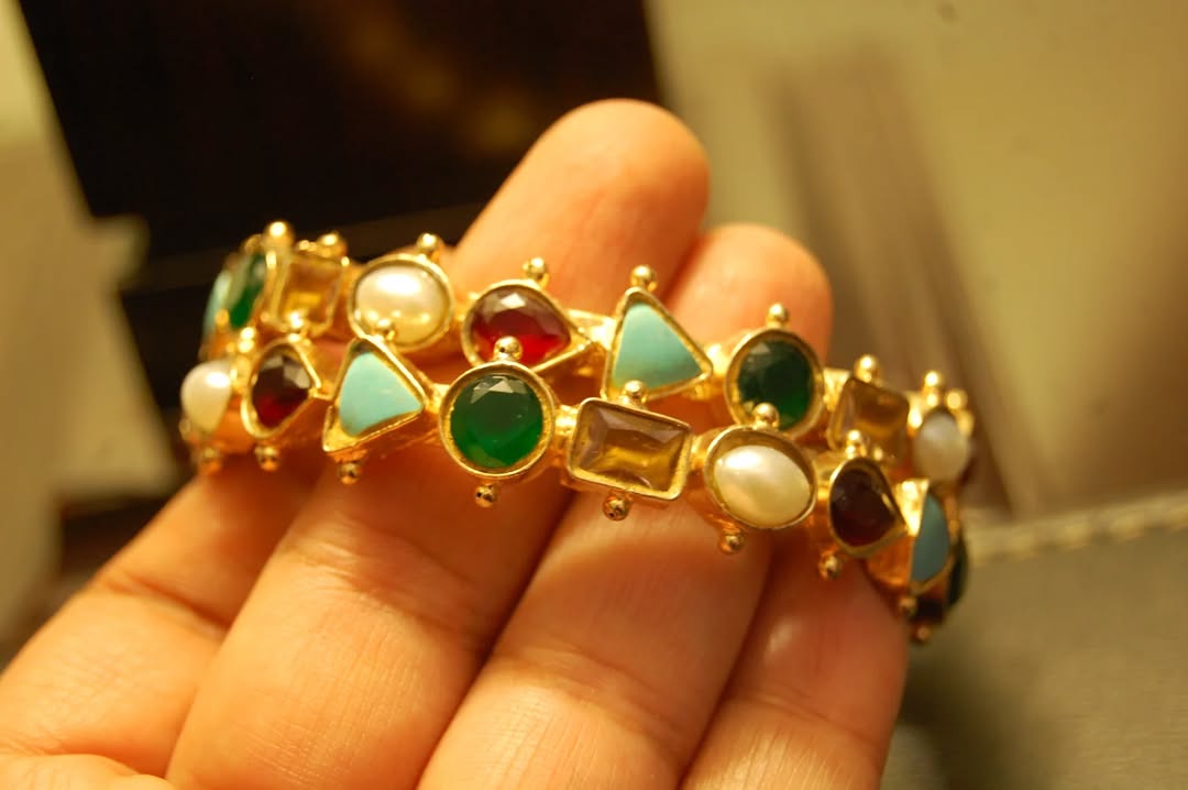 MULTI STONE BANGLES