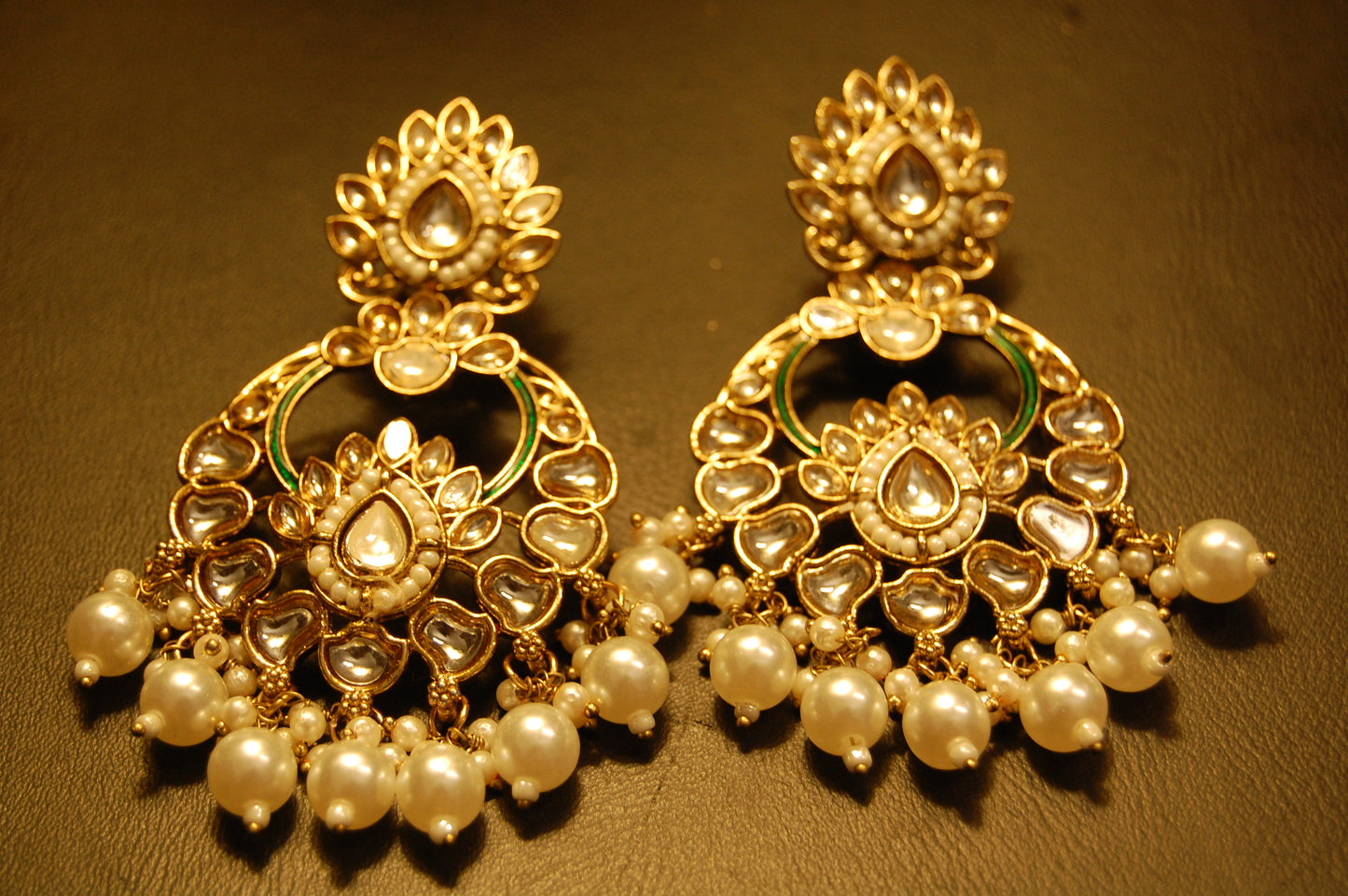 KUNDAN CHAAND BALAS WITH PEARLS