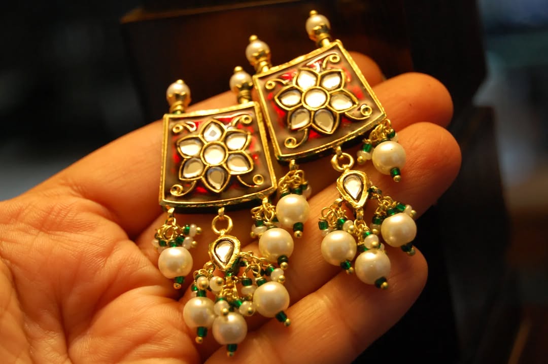 RED MEENA & KUNDAN EARRINGS
