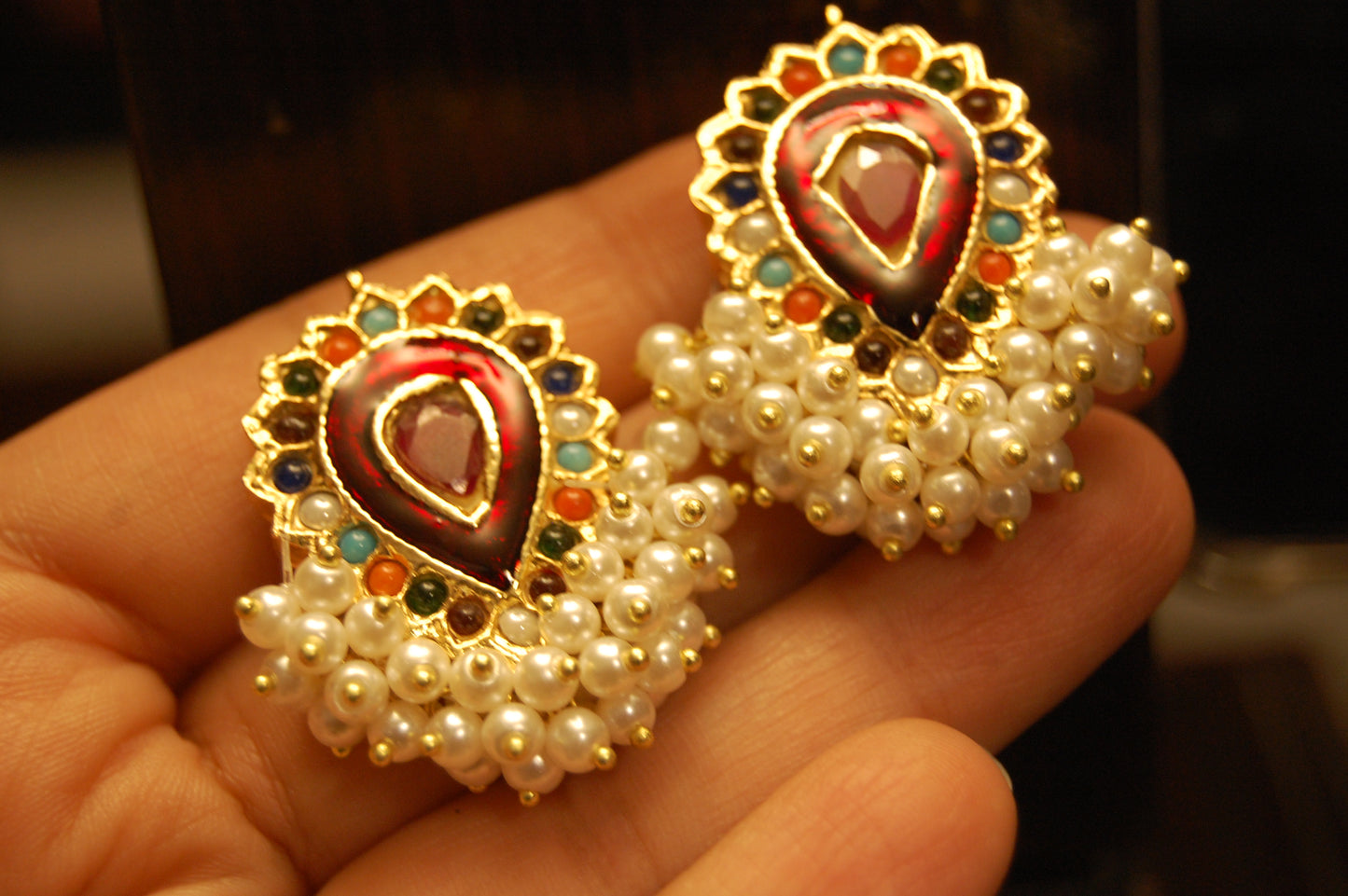 MULTI STONE EARRINGS WITH RED MEENA