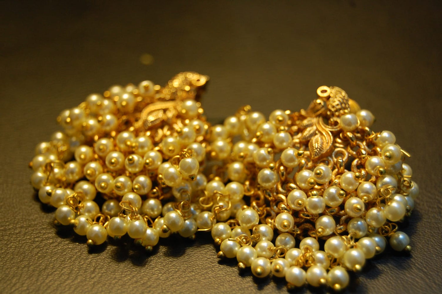 PEACOCK EARRINGS WITH PEARLS