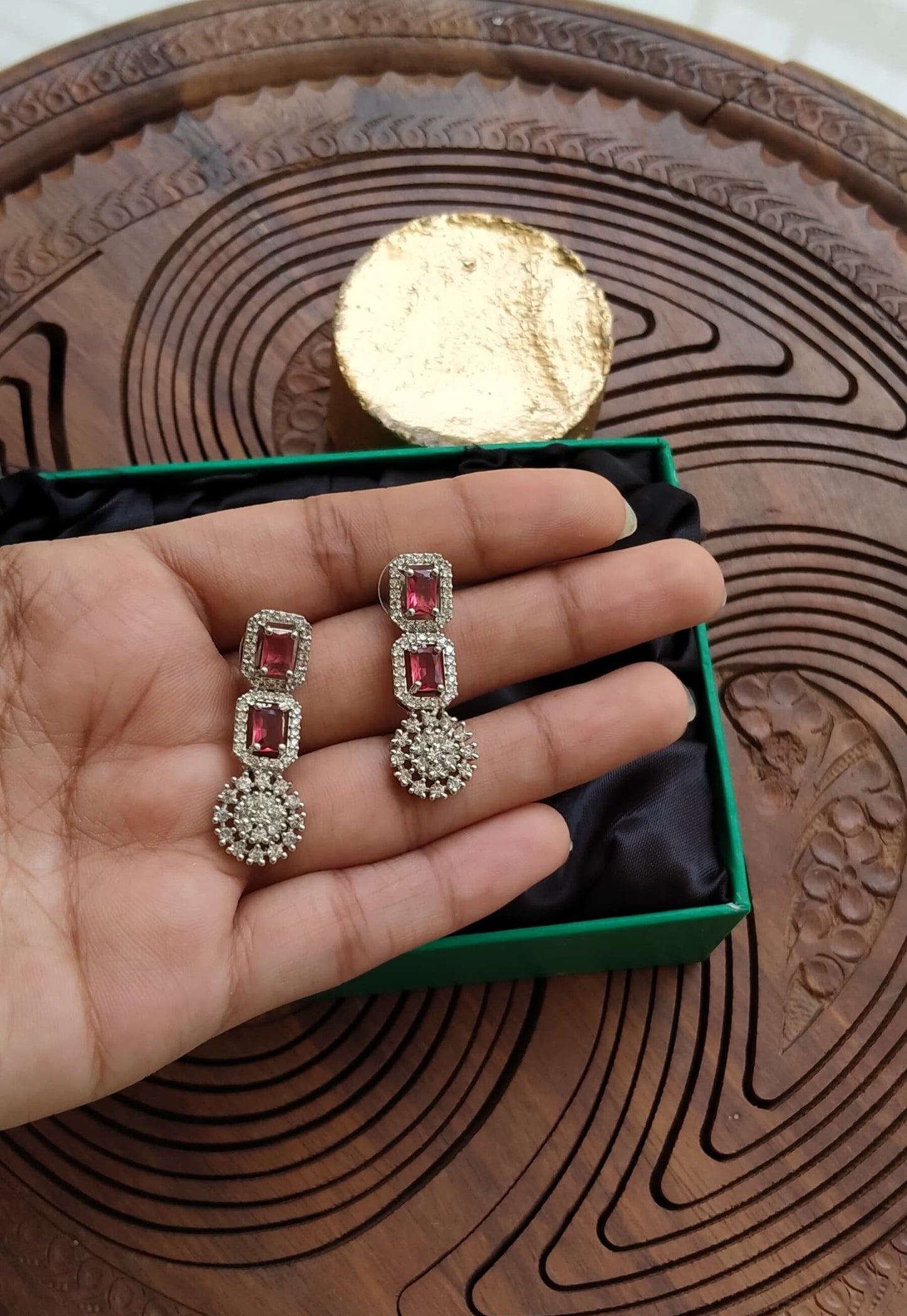 RED ZIRCON EARRINGS