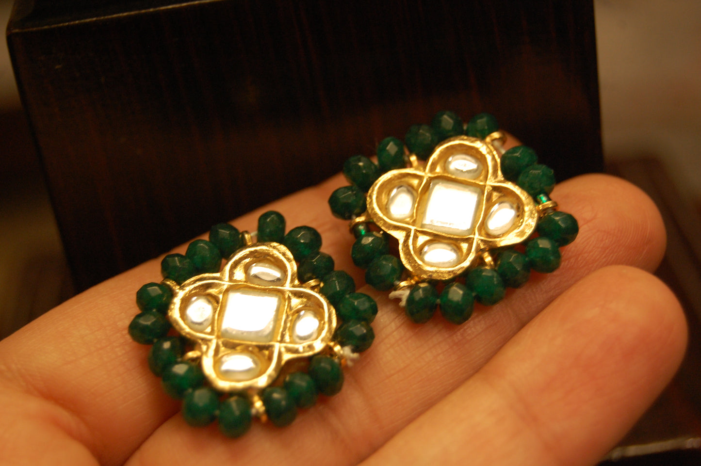 ELEGANT KUNDAN EARRINGS WITH EMERALD GREEN