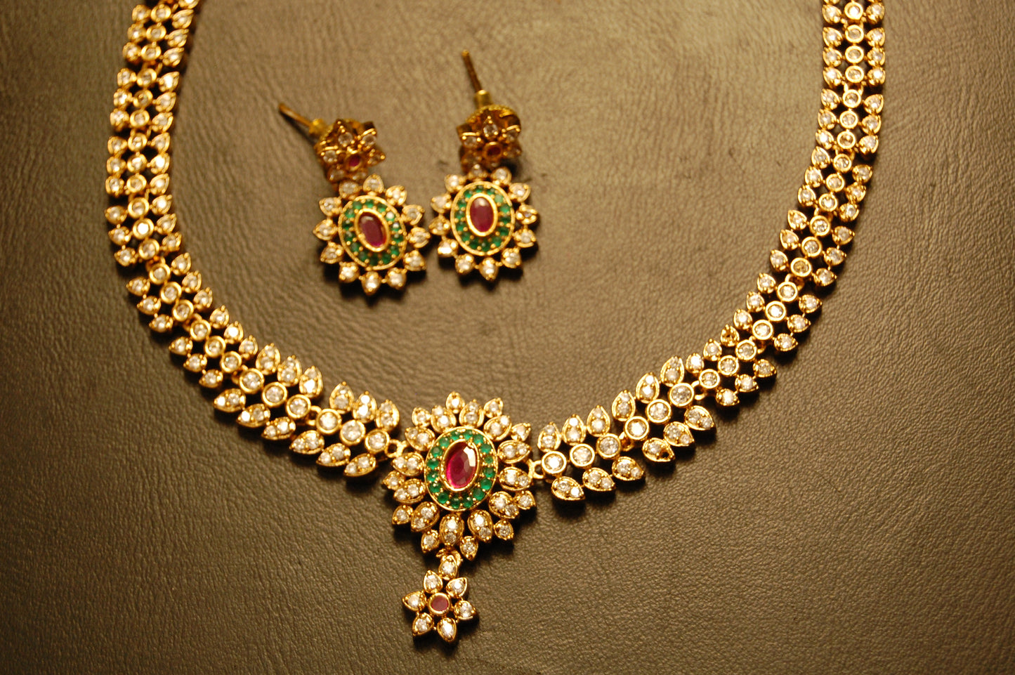 SOUTH INDIAN PEARL NECKLACE SET IN ZIRCON
