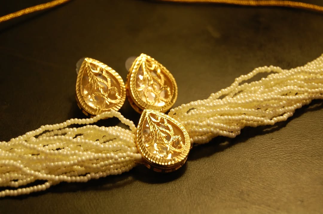 PEARL & KUNDAN CHOKER SET