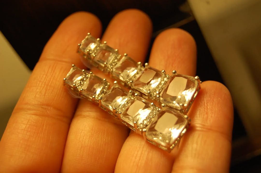 ZIRCON EARRINGS