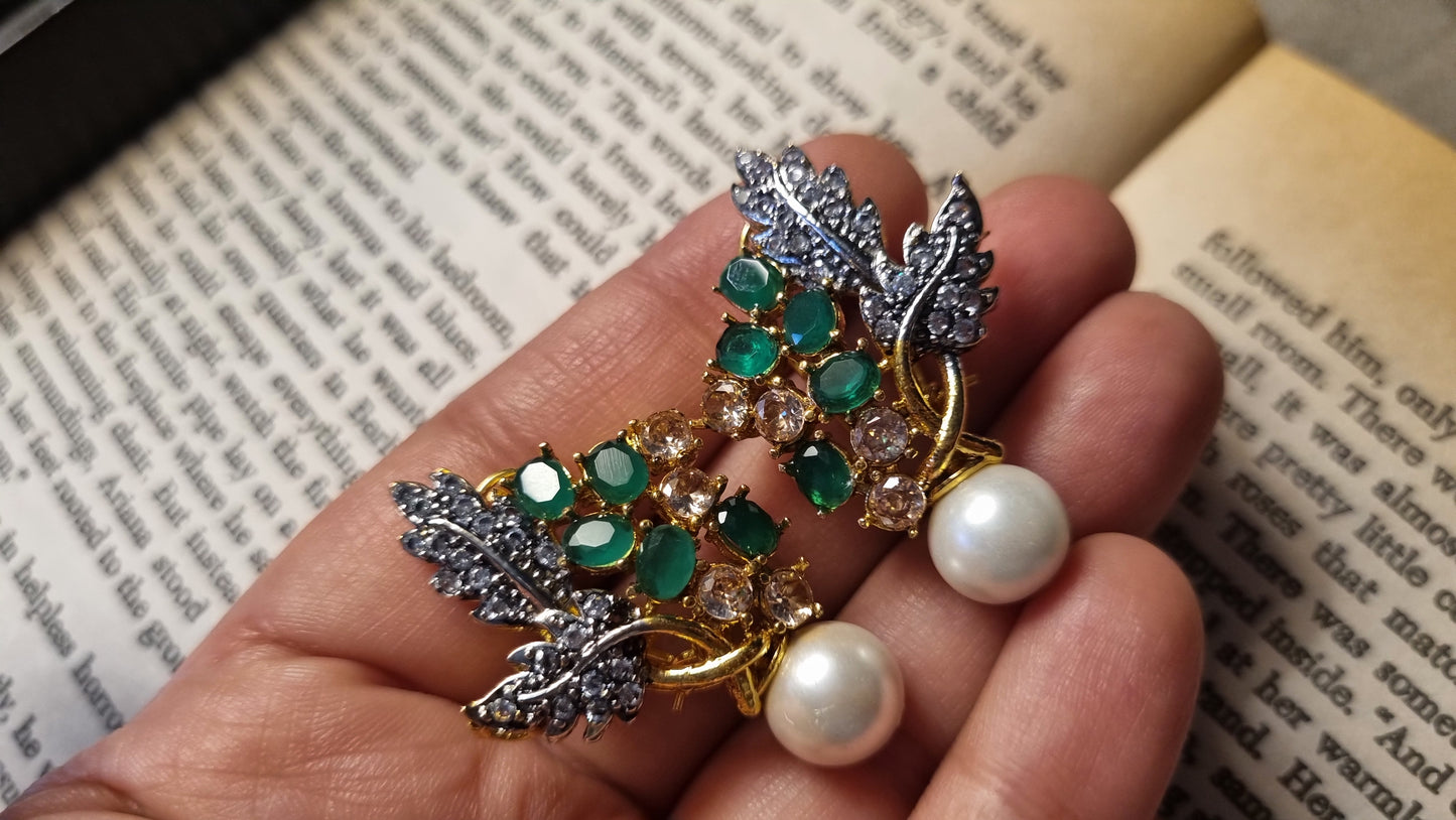 GREEN & ZIRCON EARRINGS